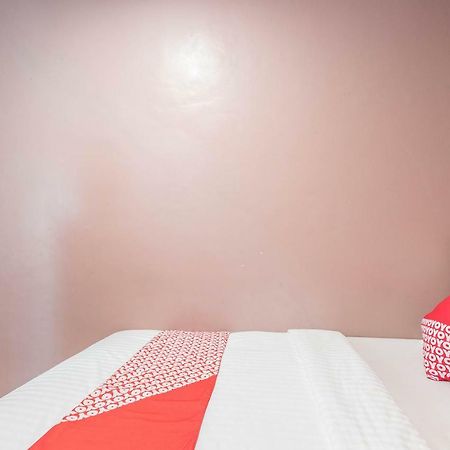 雅加达 Oyo 286 Haji Saaba 20 Syariah酒店 外观 照片
