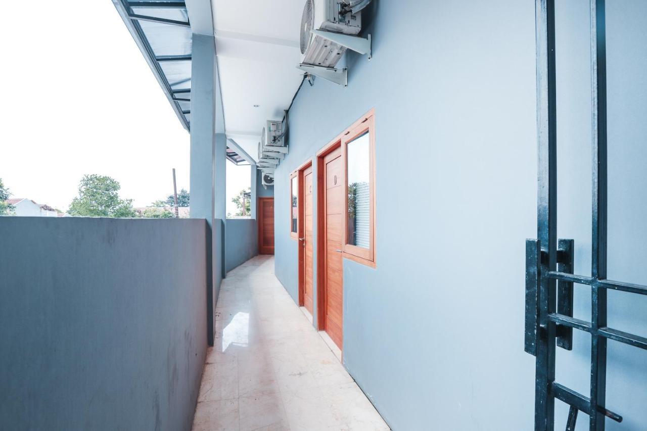 雅加达 Oyo 286 Haji Saaba 20 Syariah酒店 外观 照片