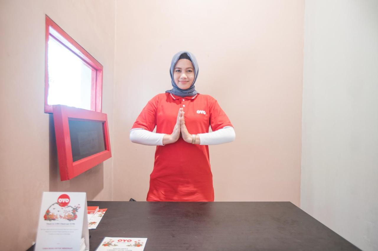 雅加达 Oyo 286 Haji Saaba 20 Syariah酒店 外观 照片
