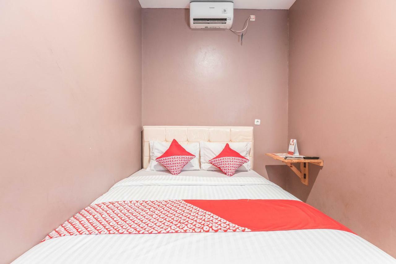 雅加达 Oyo 286 Haji Saaba 20 Syariah酒店 外观 照片